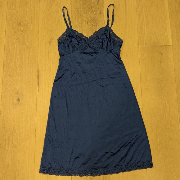 Vintage Navy Slip - Picture 1 of 5